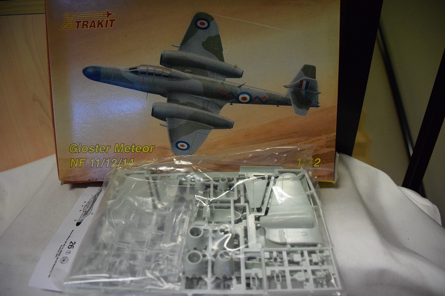 Vintage Plastic Models & Toys | Xtrakit 1/72 Gloster Meteor NF II